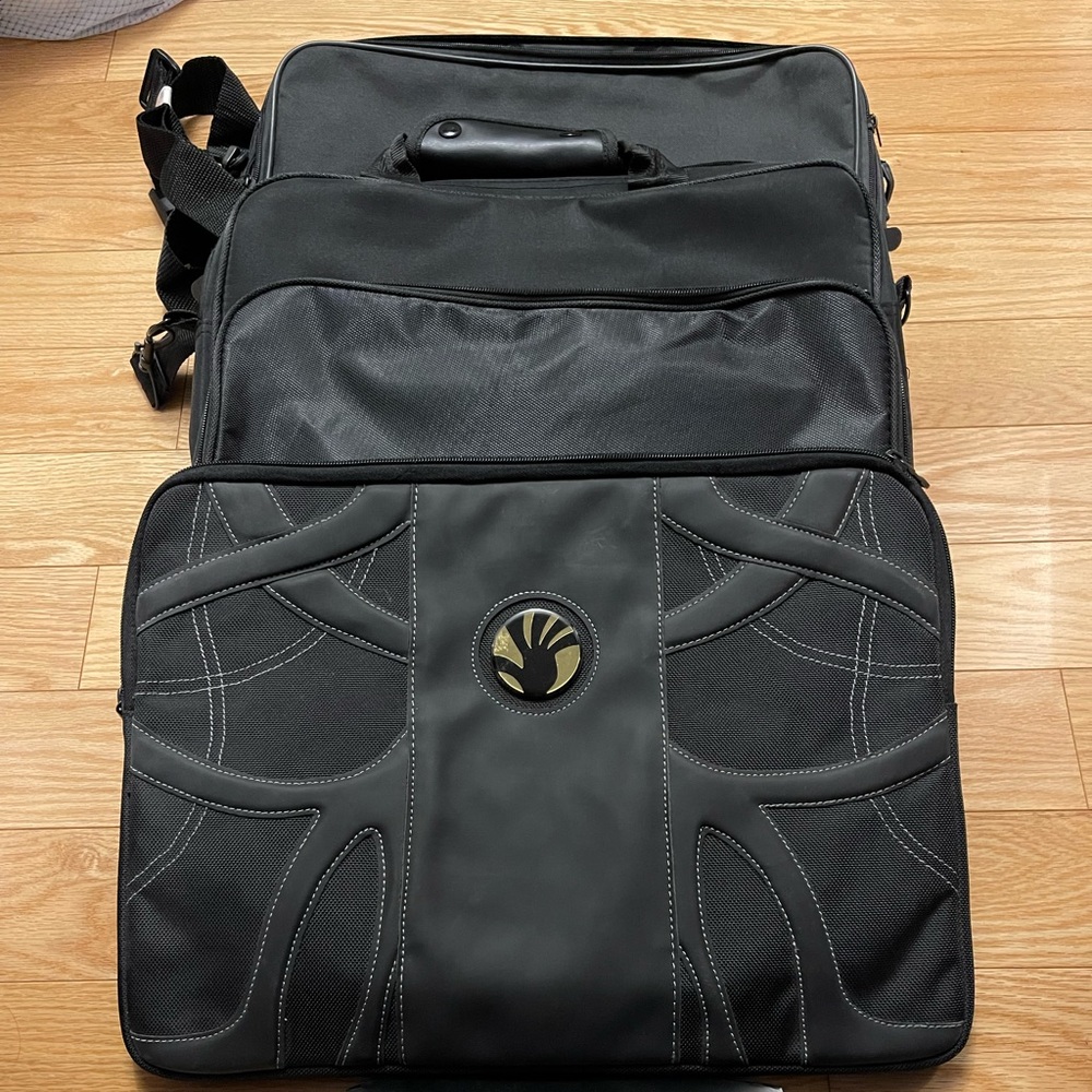 Three brand new laptop carrying case with shoulder strap